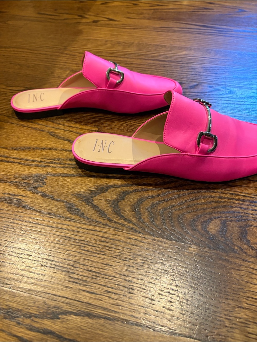 Macy’s Inc. Hot Pink Mules Size 10 NWOT - Picture 4 of 7